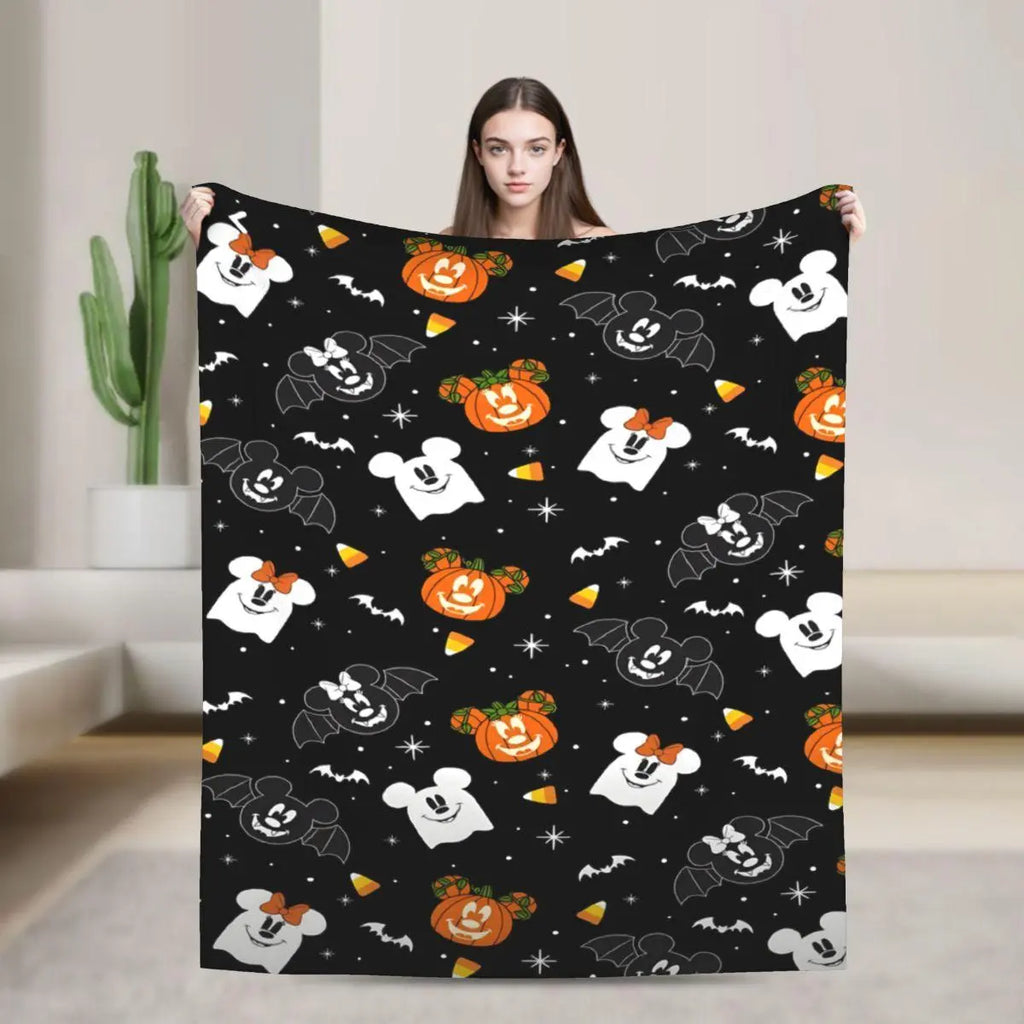 [SummerVibes] DISNEY CLASSIC Halloween Mickey and Minnie Flannel Blanket - Soft, Warm, Bat Cartoon Design, Sofa, Bed, Office, Blanket for Couch